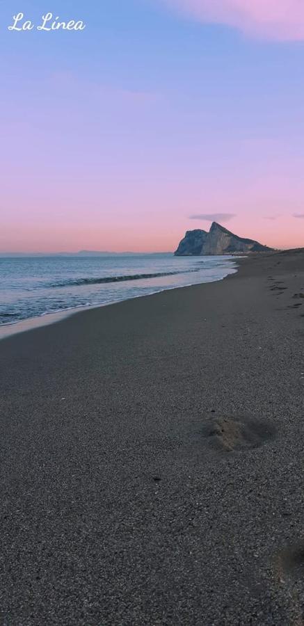 Hostal La Campana La Línea de la Concepción Exteriér fotografie