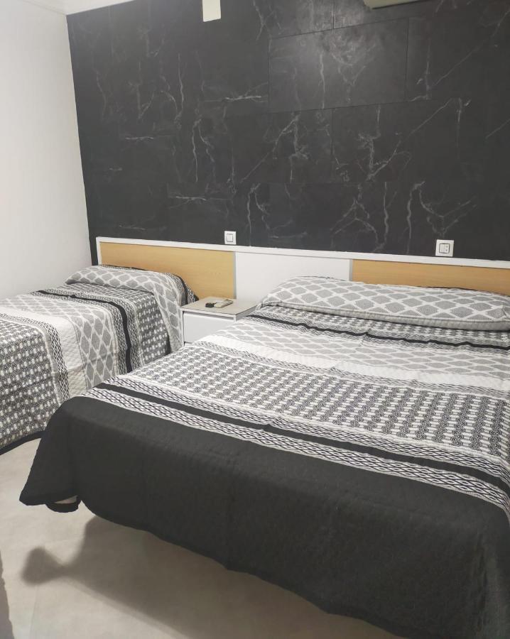 Hostal La Campana La Línea de la Concepción Exteriér fotografie