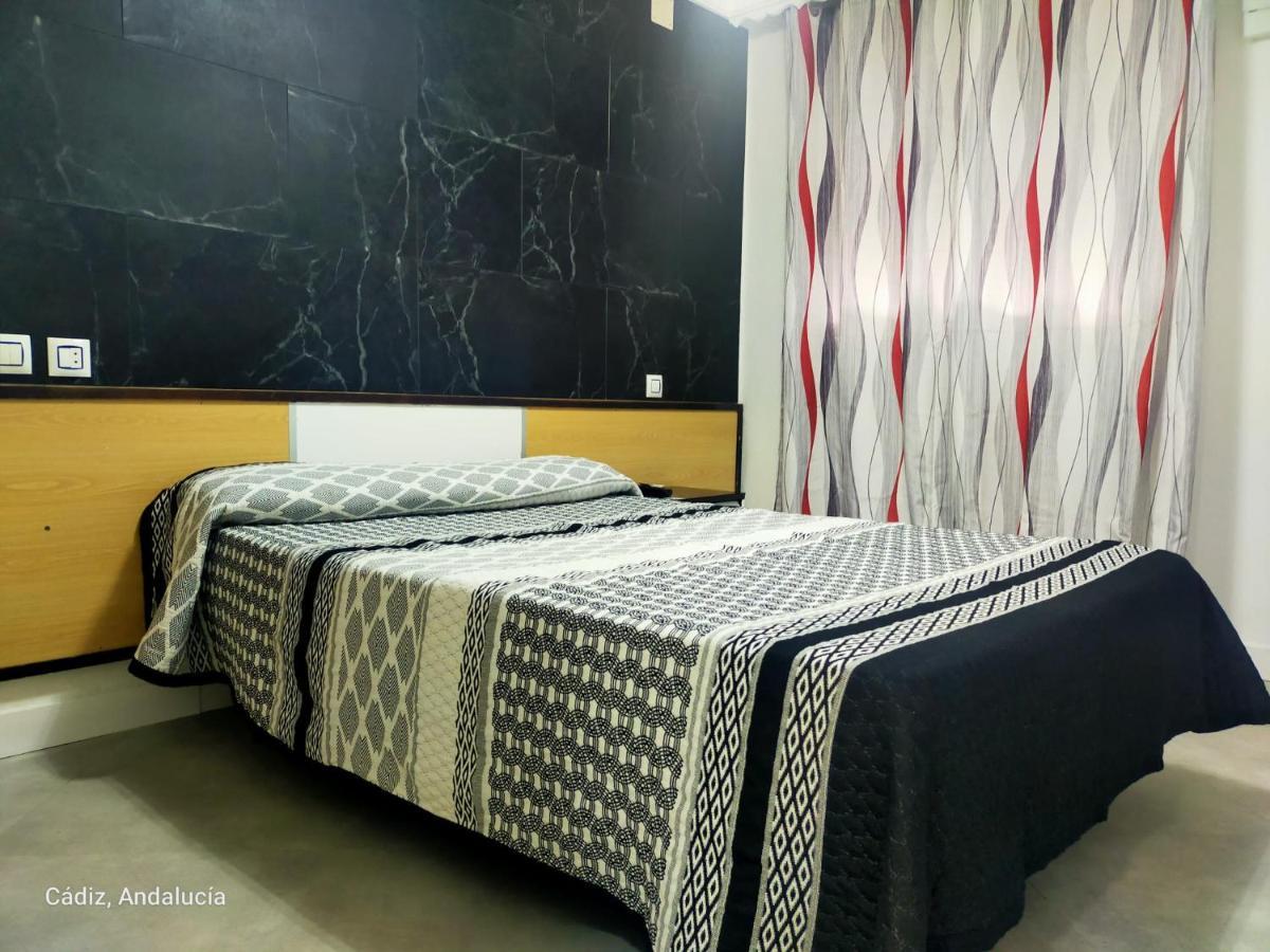 Hostal La Campana La Línea de la Concepción Exteriér fotografie